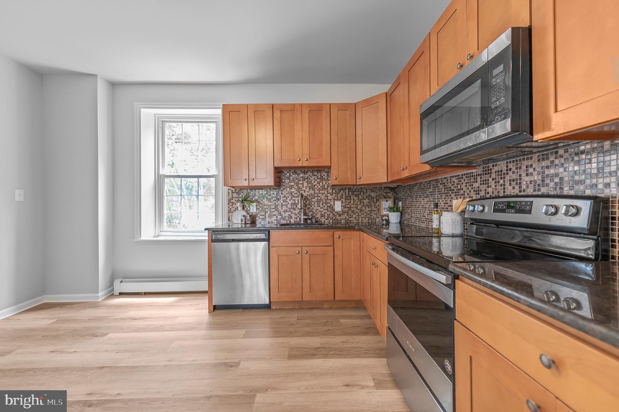705 Shadyside Avenue Croydon, PA 19021 - Photo 10 of 38