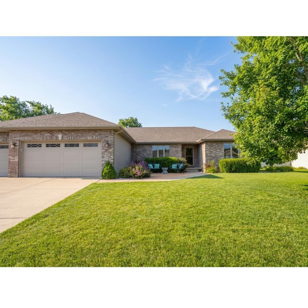 2809 Covered Wagon Trail Springfield, IL 62711 - Photo 2 of 5