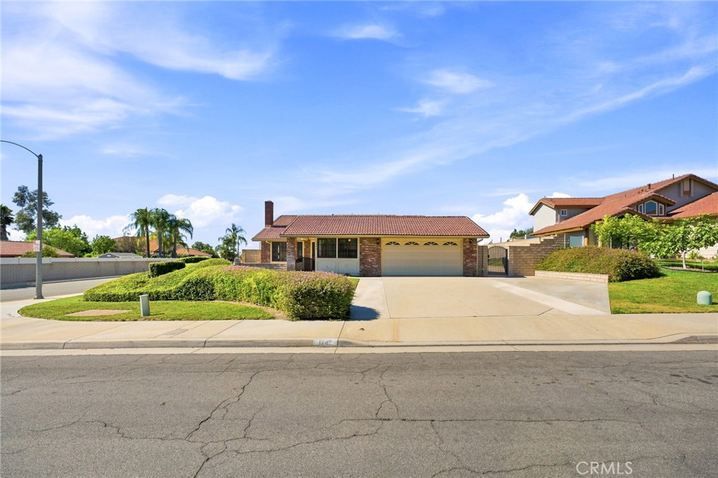 1246 Versailles Circle Riverside, CA 92506 - Photo 6 of 50