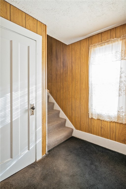 52 Salisbury Street Rochester, NY 14609 - Photo 11 of 21 STAIRWAY