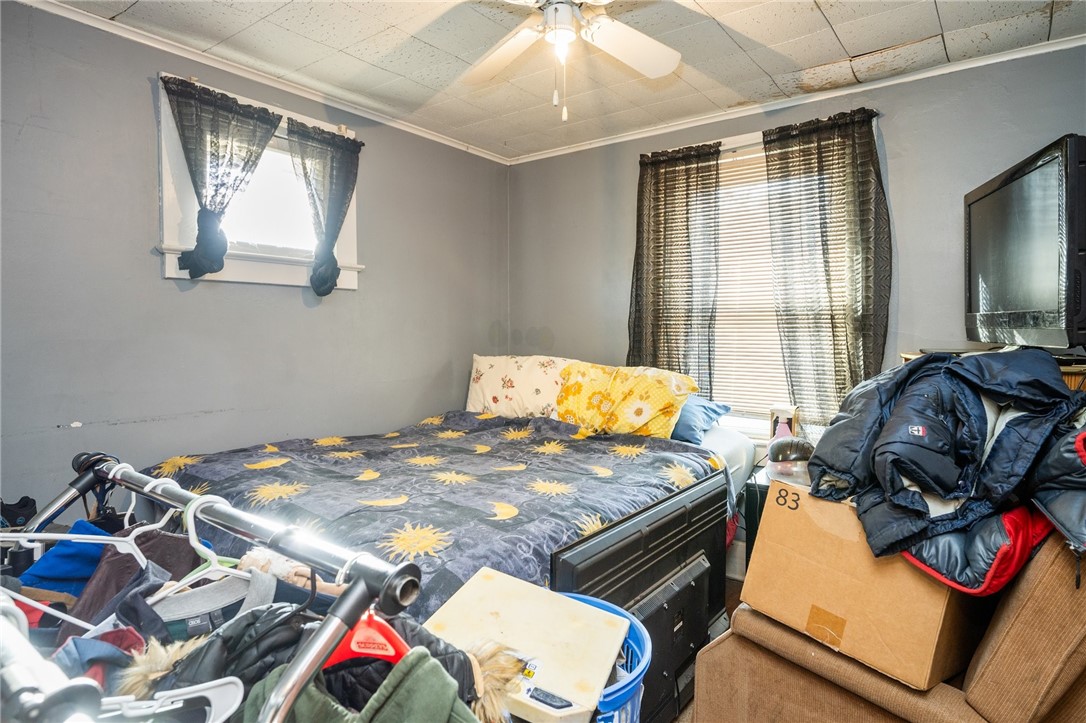 52 Salisbury Street Rochester, NY 14609 - Photo 14 of 21 BEDROOM 3