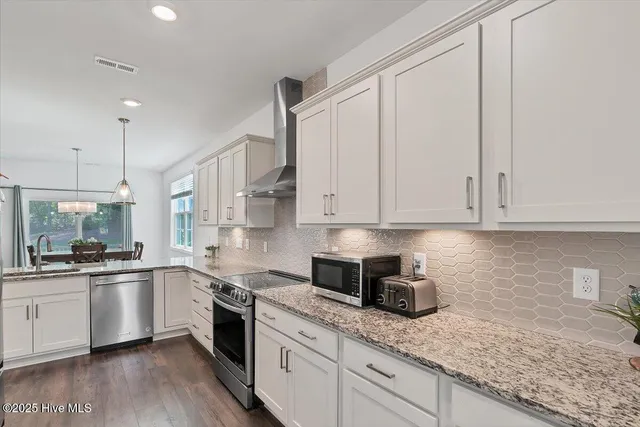 $675,000 | 127 Plantation Drive, Southern Pines, NC 28387