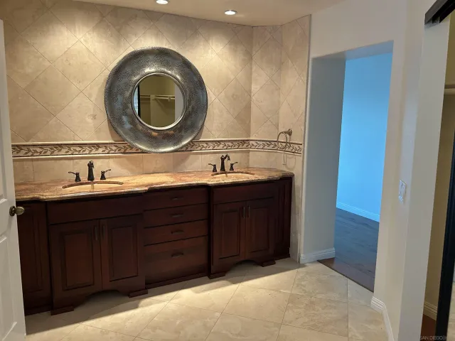 $5,800 | 16521 Calle Pulido, San Diego, CA 92128