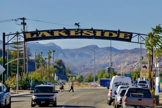 a view of a water fountain in front of the house