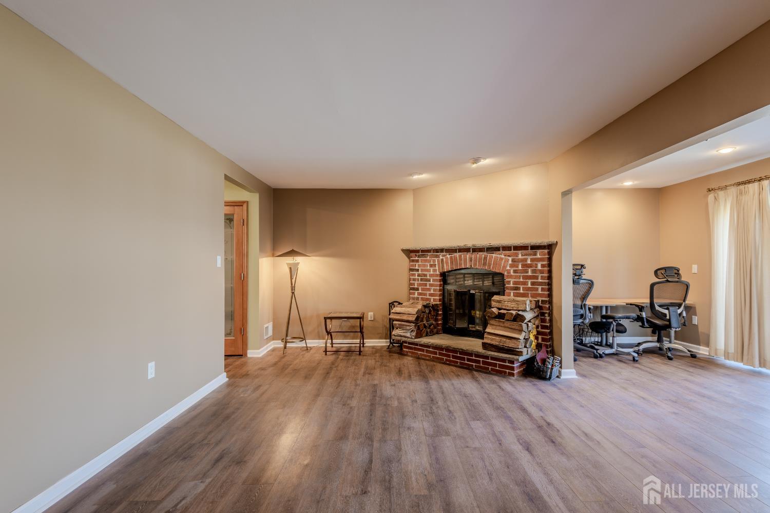 334 Constitution Circle North Brunswick, NJ 08902 - Photo 19 of 42 a view of a room with gym equipment and equipment