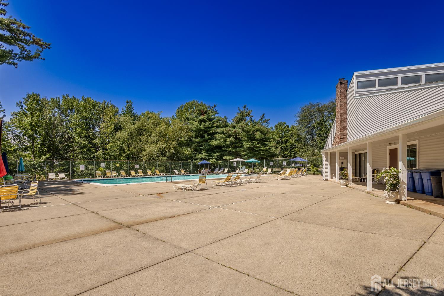 334 Constitution Circle North Brunswick, NJ 08902 - Photo 40 of 42 a view of a terrace with trees