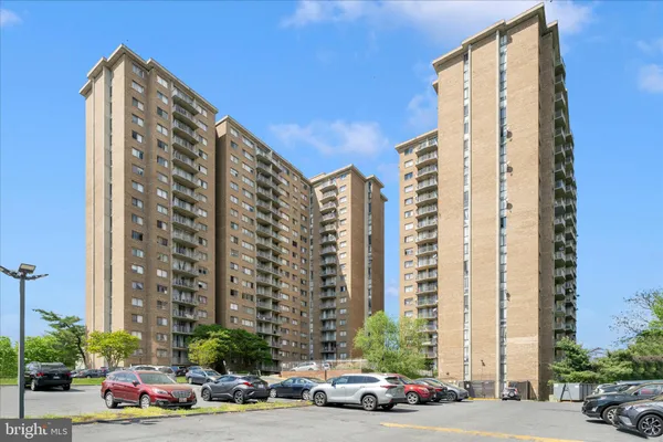 $149,900 | 1836 Metzerott Road, Unit 904, Hyattsville, MD 20783