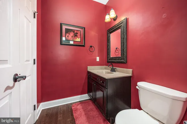 $335,000 | 2005 Golden Court, Mechanicsburg, PA 17055