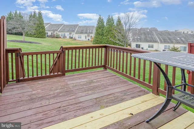 $335,000 | 2005 Golden Court, Mechanicsburg, PA 17055