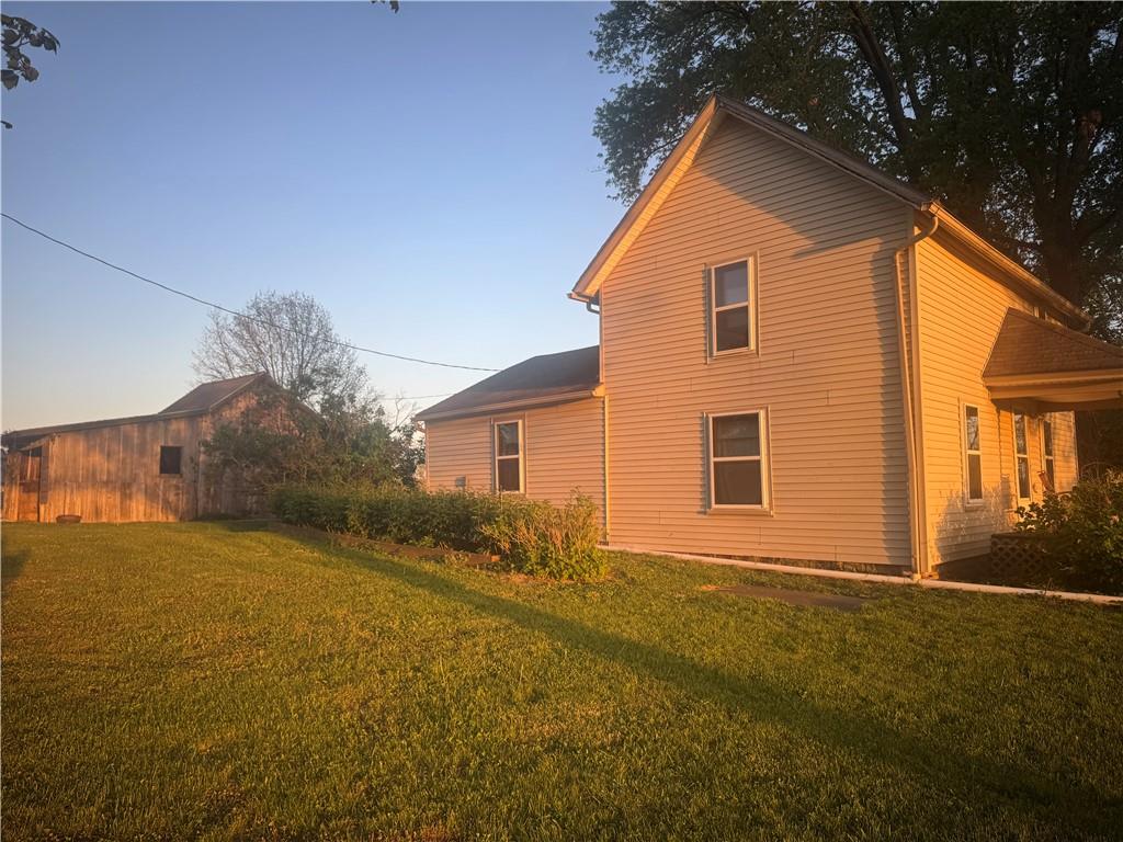 16985 Smith Road Smithville, MO 64089 - Photo 2 of 5
