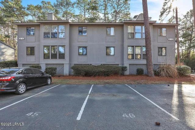 $2,950 | 47 Forest Cove Road, Unit 47, Hilton Head Island, SC 29928