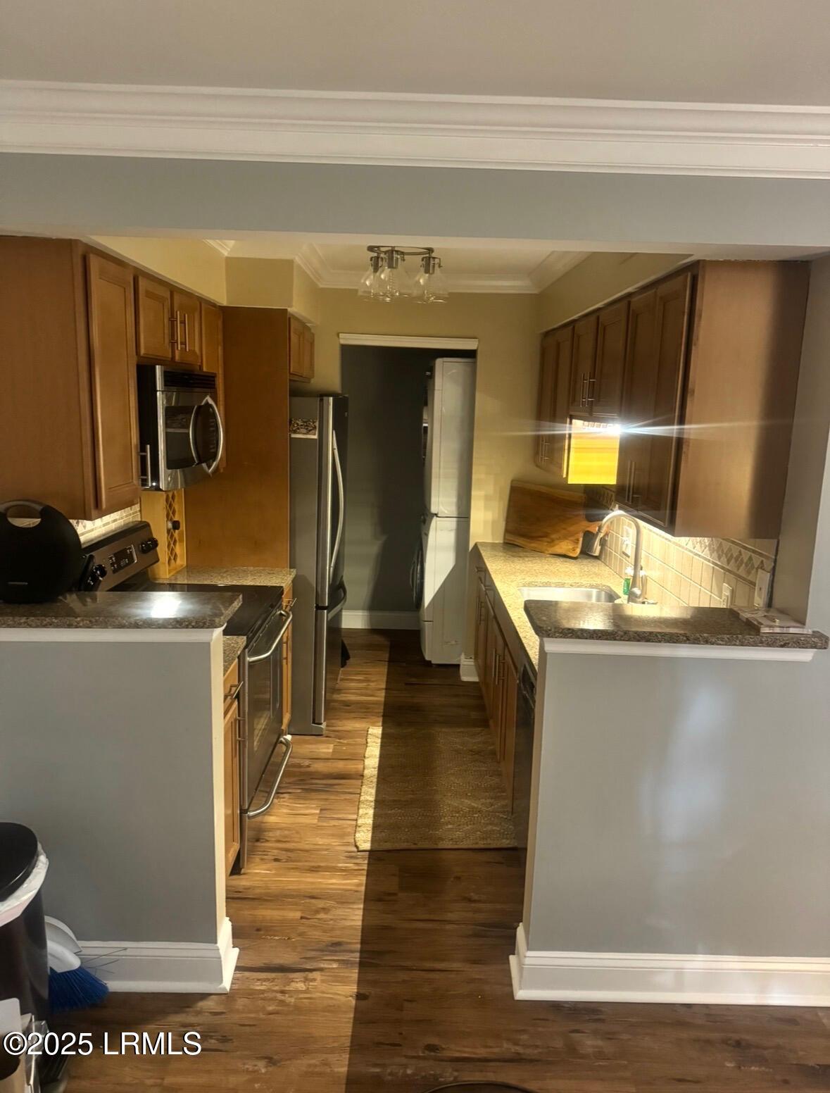 47 Forest Cove Road, Unit 47 Hilton Head Island, SC 29928 - Photo 4 of 11 IMG_0341