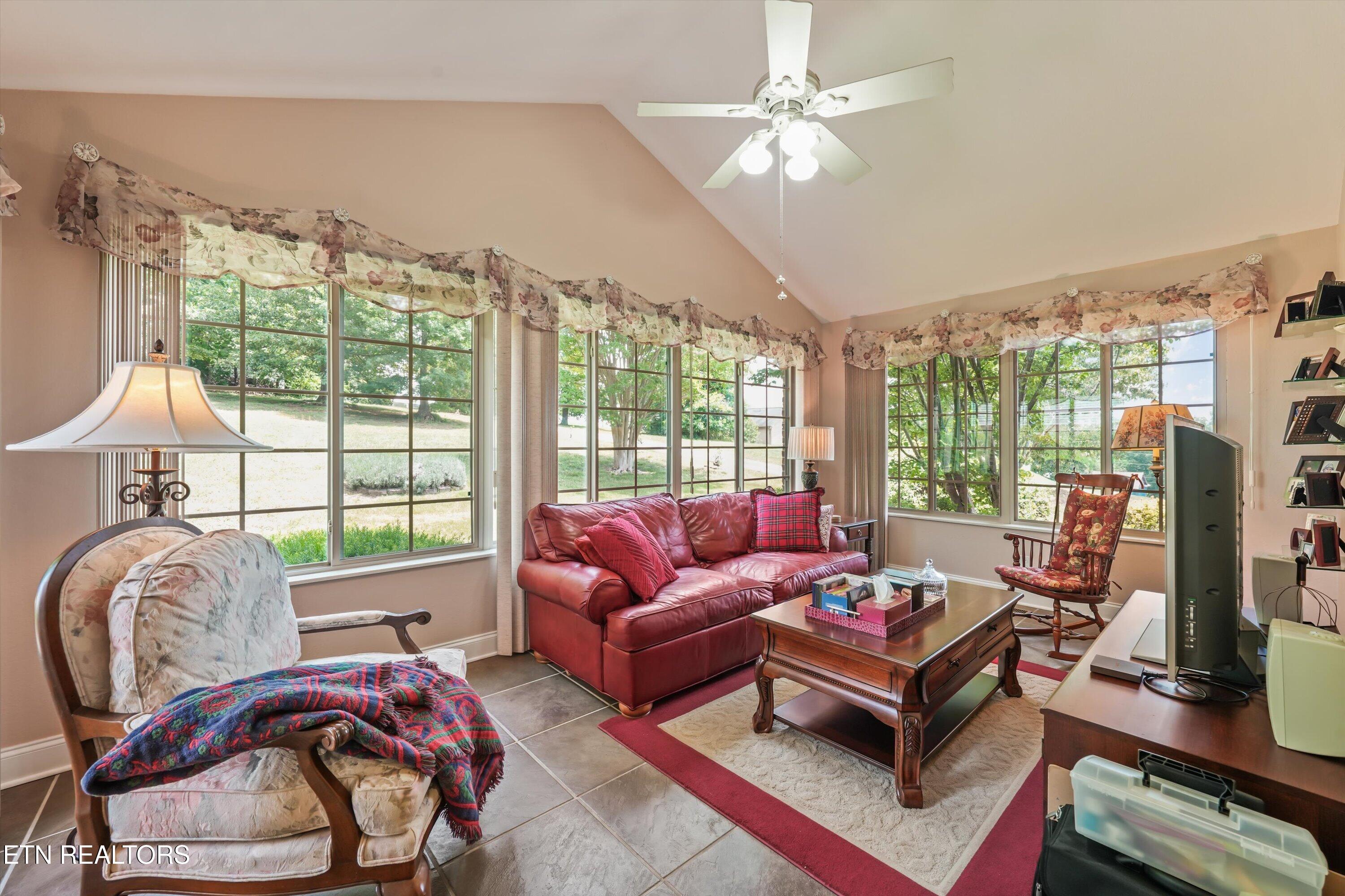 1432 Chessingham Drive Maryville, TN 37801 - Photo 9 of 40 15-1432 Chessingham Dr 15