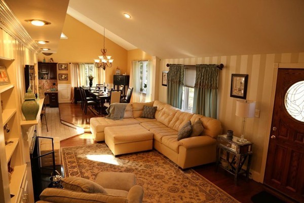 2 Tapley Road Lynnfield, MA 01940 - Photo 13 of 30 Gallery Image 13