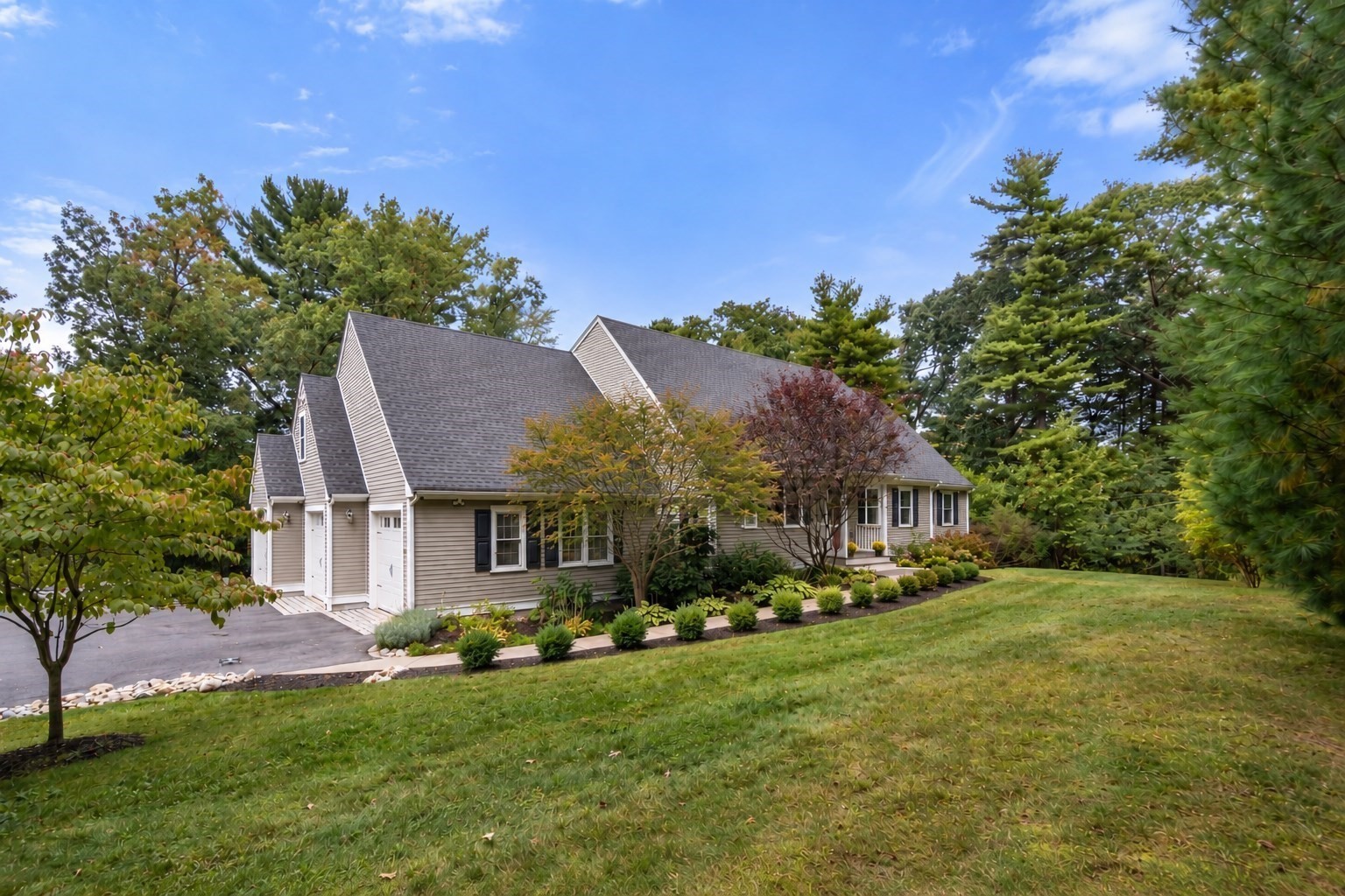 22 R Pilgrim Way Walpole, MA 02032 - Photo 1 of 42 Gallery Image 1