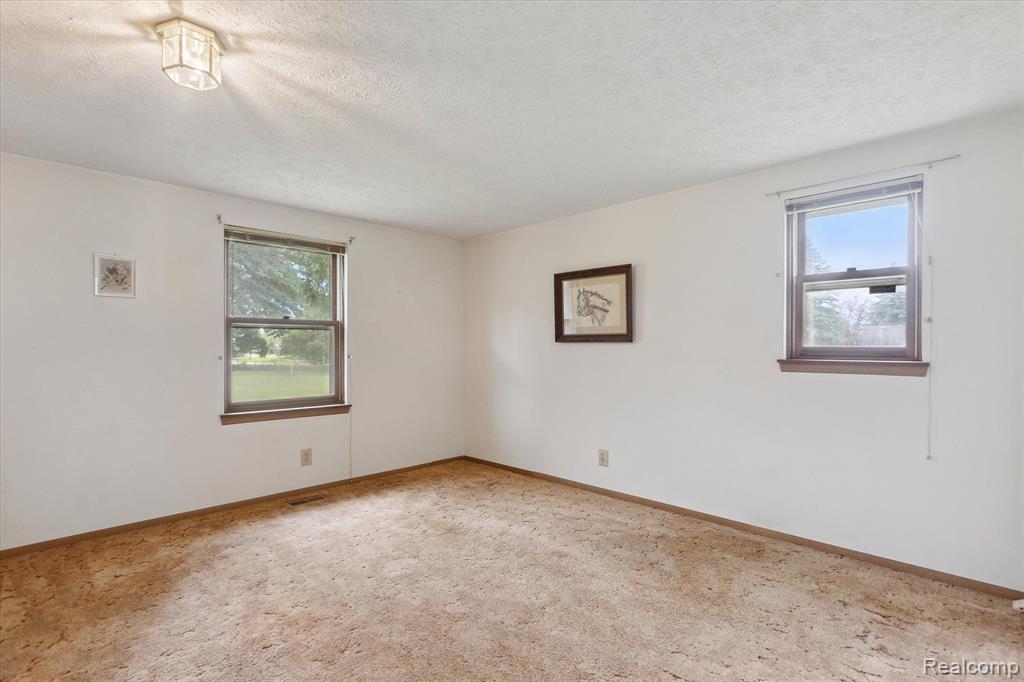26727 North Dixboro Road South Lyon, MI 48178 - Photo 21 of 57 Gallery Image 21