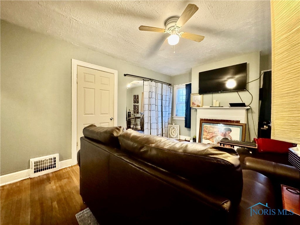 1934 Farnham Road Toledo, OH 43607 - Photo 15 of 26 Gallery Image 15