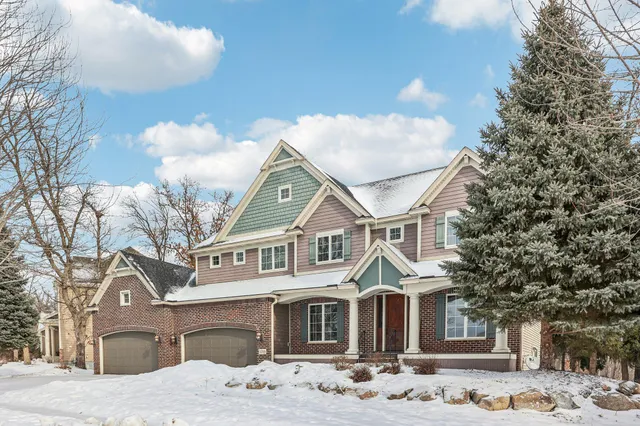 $999,999 | 11715 Naples Circle Northeast, Blaine, MN 55449