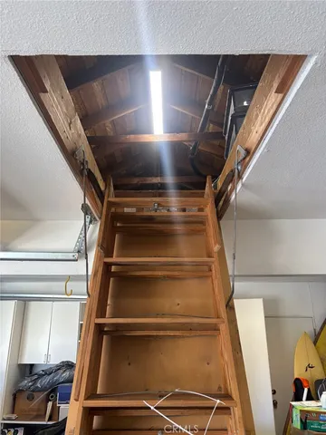 $1,689,900 | 415 South Brook Lane, Anaheim Hills, CA 92807