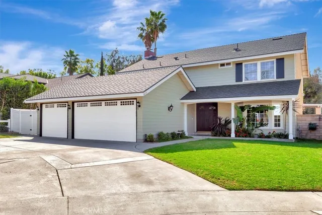 $1,689,900 | 415 South Brook Lane, Anaheim Hills, CA 92807