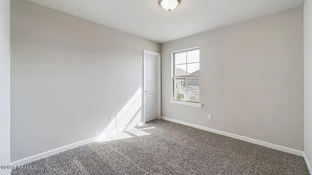 $231,000 | 152 Cottage Cove, Maurice, LA 70555