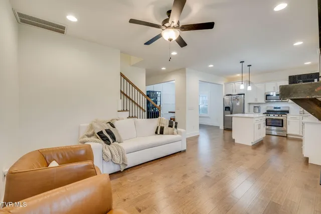 $374,000 | 35 Palmetto Court, Johnson City, TN 37615