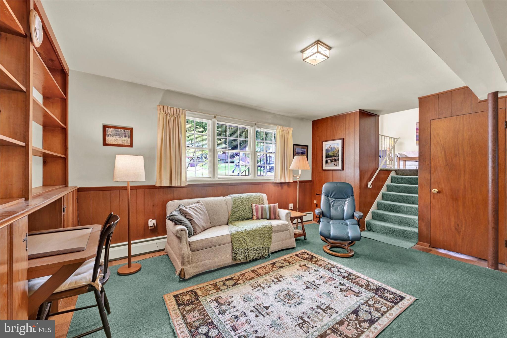 920 Cromwell Bridge Road Towson, MD 21286 - Photo 20 of 28 Family Room