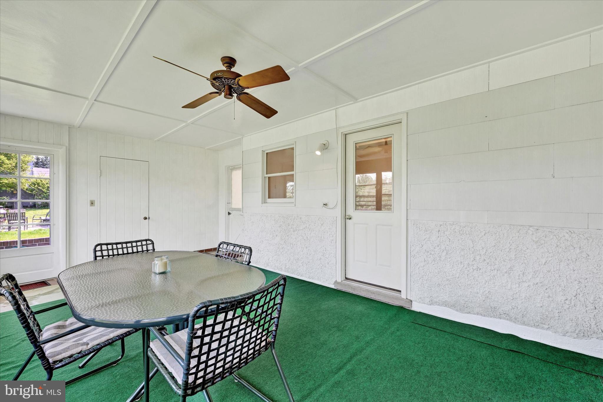 920 Cromwell Bridge Road Towson, MD 21286 - Photo 23 of 28 Spacious Three Season Sun Room