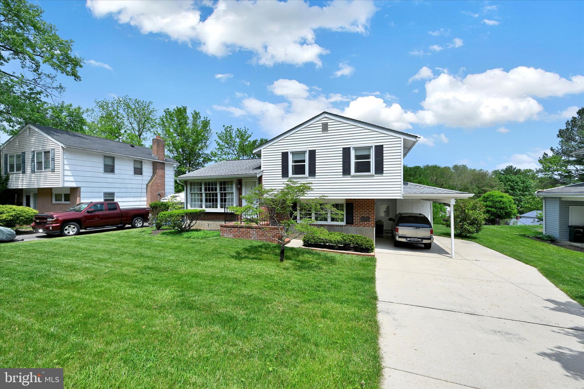 920 Cromwell Bridge Road Towson, MD 21286 - Photo 3 of 28 Attached Carport