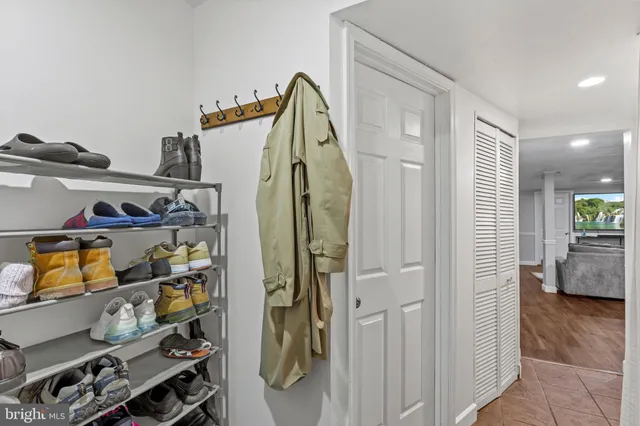 a view of walk in closet