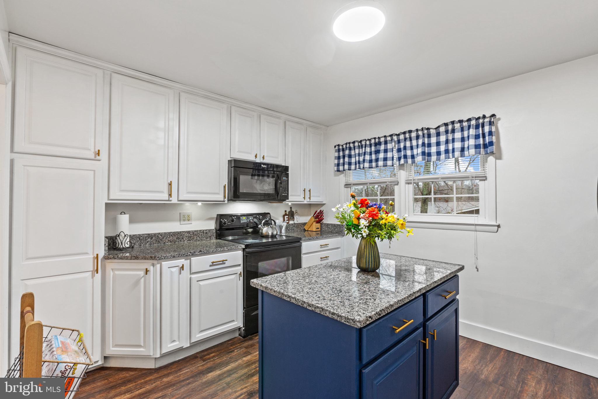 23100 Rison Road Lexington Park, MD 20653 - Photo 8 of 42 Plenty of Cabintry