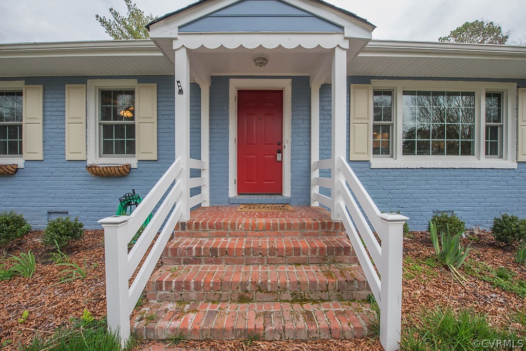 8008 Dunsmore Road Henrico, VA 23229 - Photo 6 of 46 front view of a house