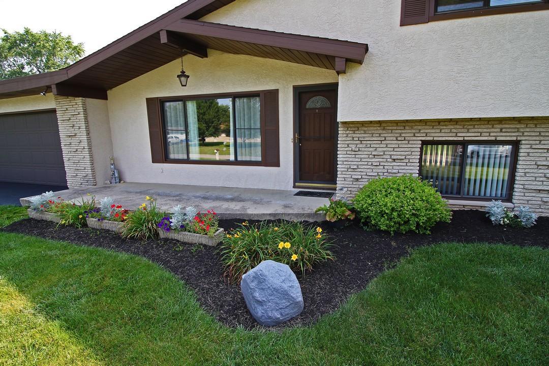 3104 Eastwick Road Columbus, OH 43232 - Photo 50 of 59 nicely landscaped