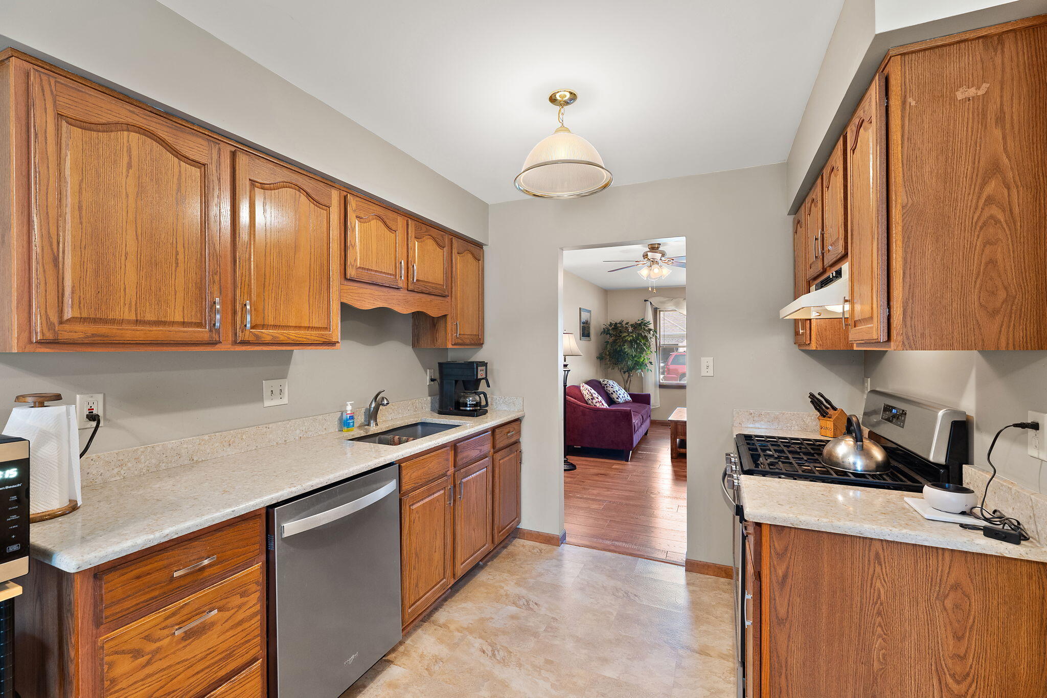 533 Begonia Street Southeast, Unit B DeMotte, IN 46310 - Photo 13 of 33 2048x1365