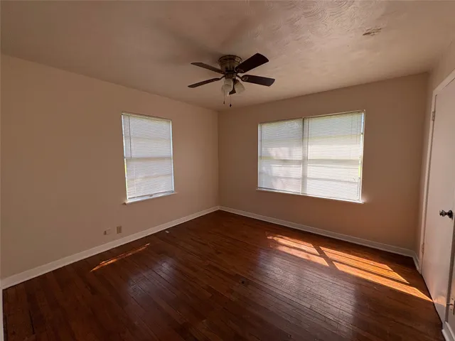 $1,500 | 3922 County Road 704, Brazoria, TX 77422