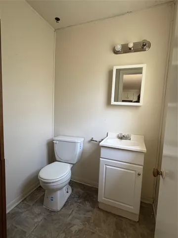 $1,500 | 3922 County Road 704, Brazoria, TX 77422