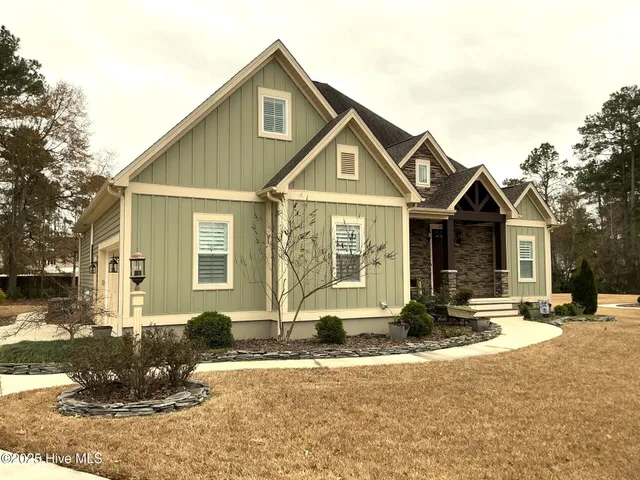 $625,000 | 301 St Charles Lane, Jacksonville, NC 28546
