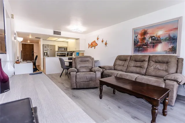 $2,750 | 500 North Francisco Street, Unit 234, Clewiston, FL 33440