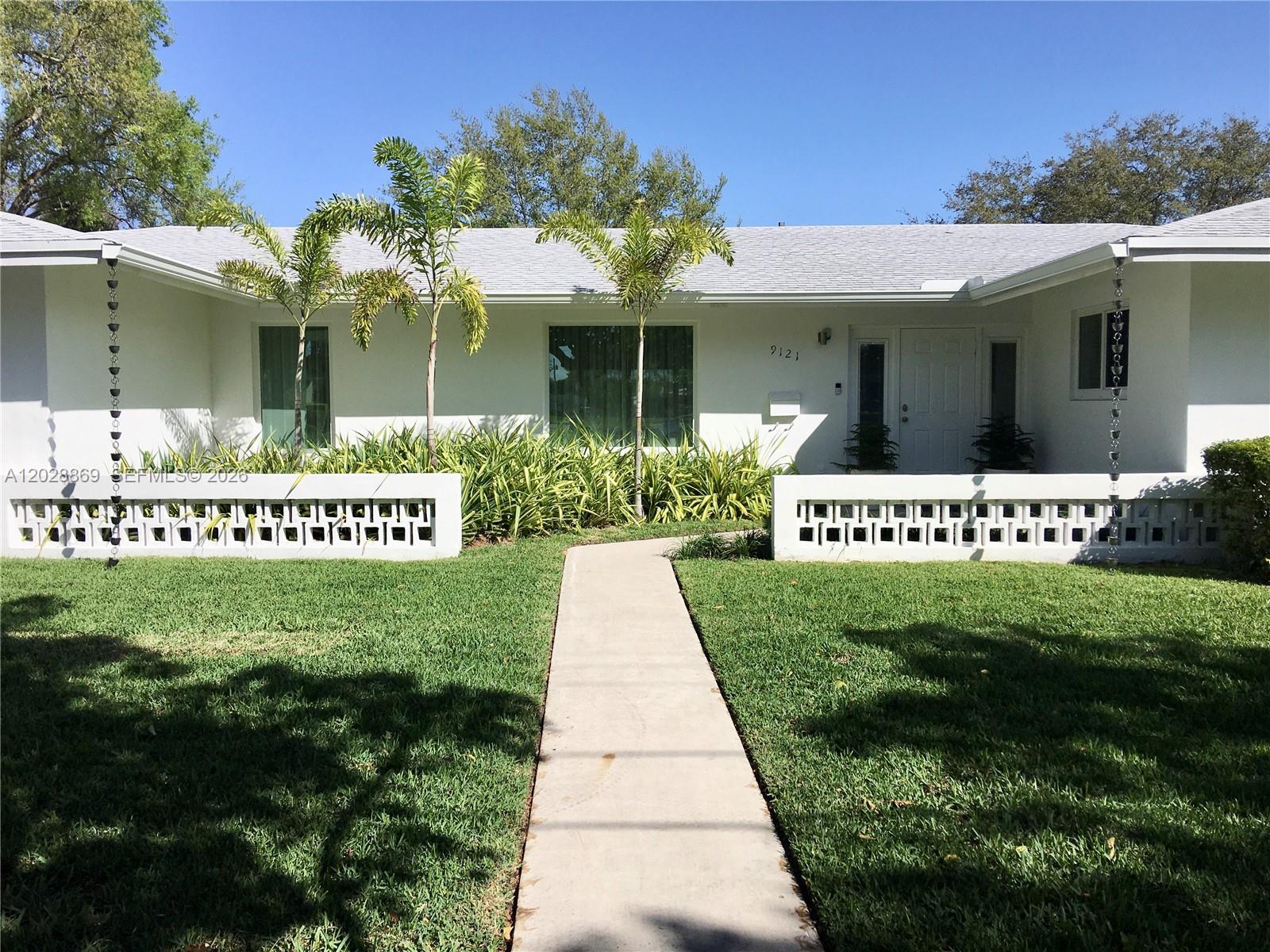 9121 Southwest 85th Street Miami, FL 33173 - Photo 2 of 52
