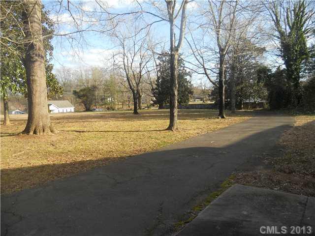 1304 Griffith Road Monroe, NC 28112 - Photo 2 of 16 Gallery Image 2