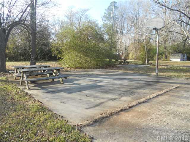 1304 Griffith Road Monroe, NC 28112 - Photo 8 of 16 Gallery Image 8