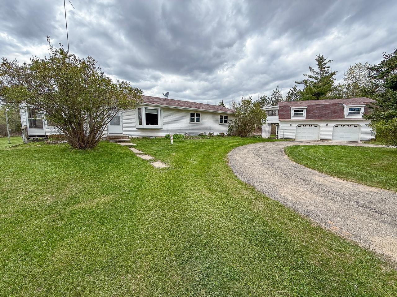 3840 Long Road Beaverton, MI 48612 - Photo 4 of 36