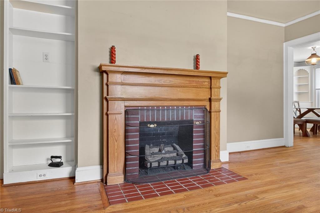 6801 Germanton Road Germanton, NC 27019 - Photo 5 of 30 Living Room