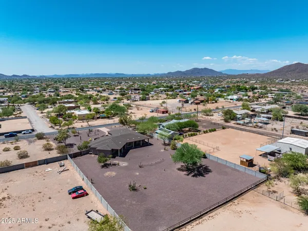 $955,000 | 37223 North 22nd Street, Phoenix, AZ 85086