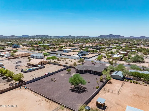 $955,000 | 37223 North 22nd Street, Phoenix, AZ 85086