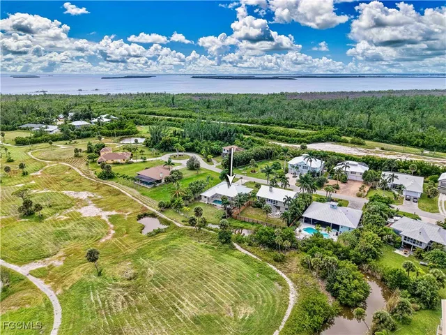 $465,000 | 14374 Tamarac Drive, Bokeelia, FL 33922