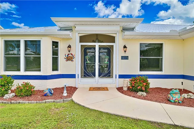 $465,000 | 14374 Tamarac Drive, Bokeelia, FL 33922