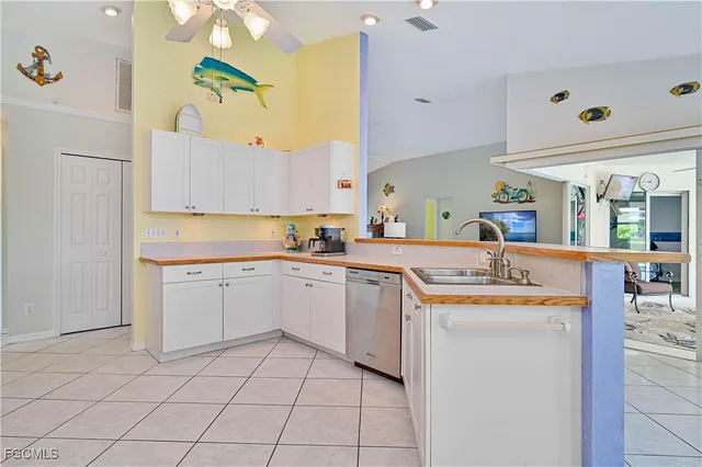 $465,000 | 14374 Tamarac Drive, Bokeelia, FL 33922