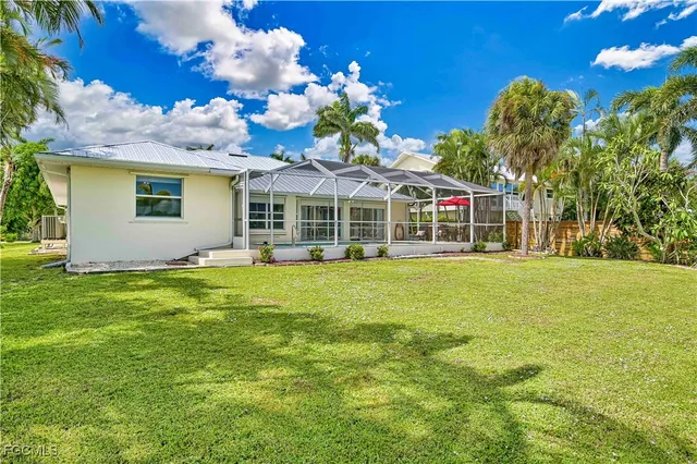 $465,000 | 14374 Tamarac Drive, Bokeelia, FL 33922