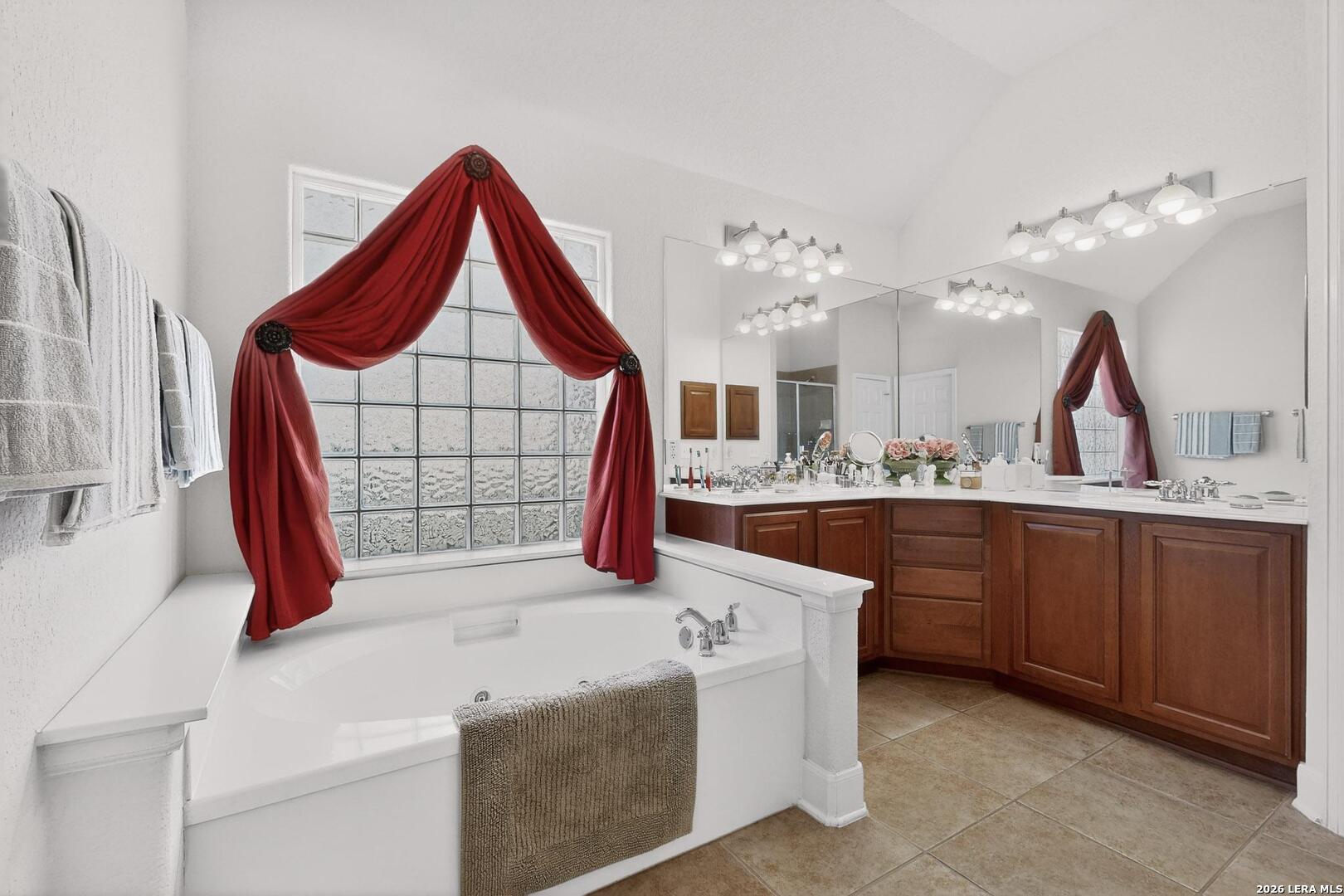 13135 Spring Run Helotes, TX 78023 - Photo 23 of 38